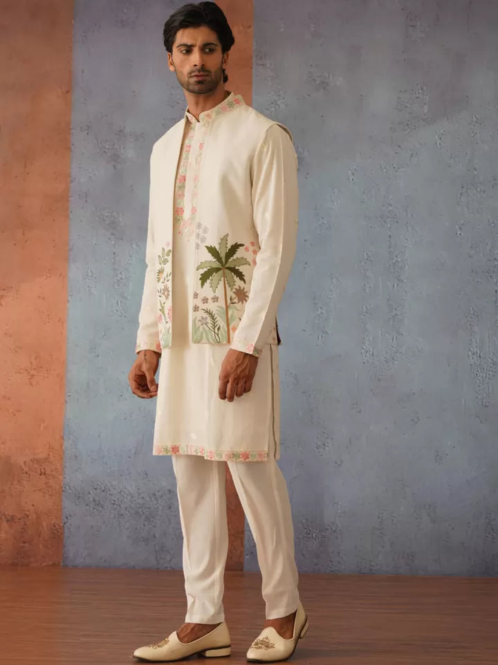 Cream Sadri with Tropical Palm Embroidery – Festive Look | Tejori